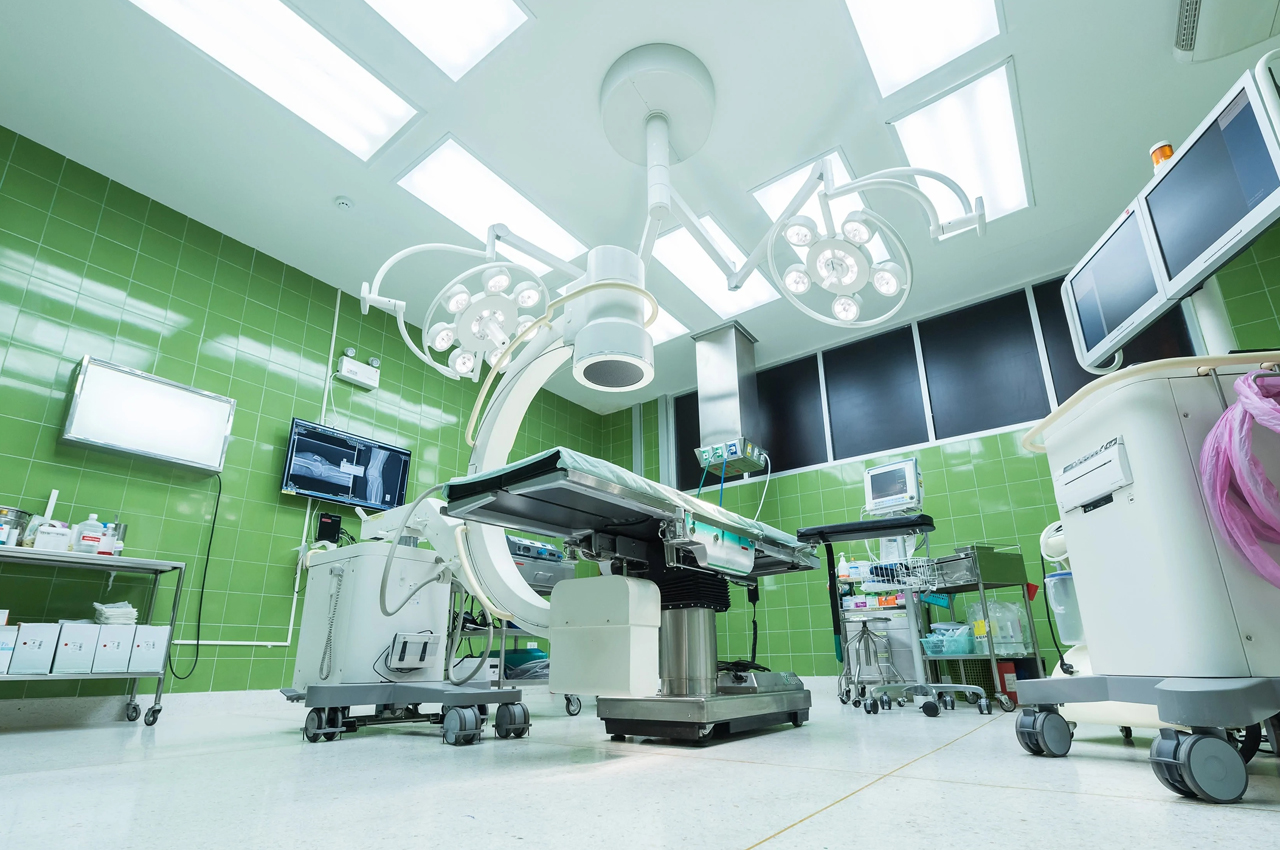 220822 Eco Hospital Operating Room
