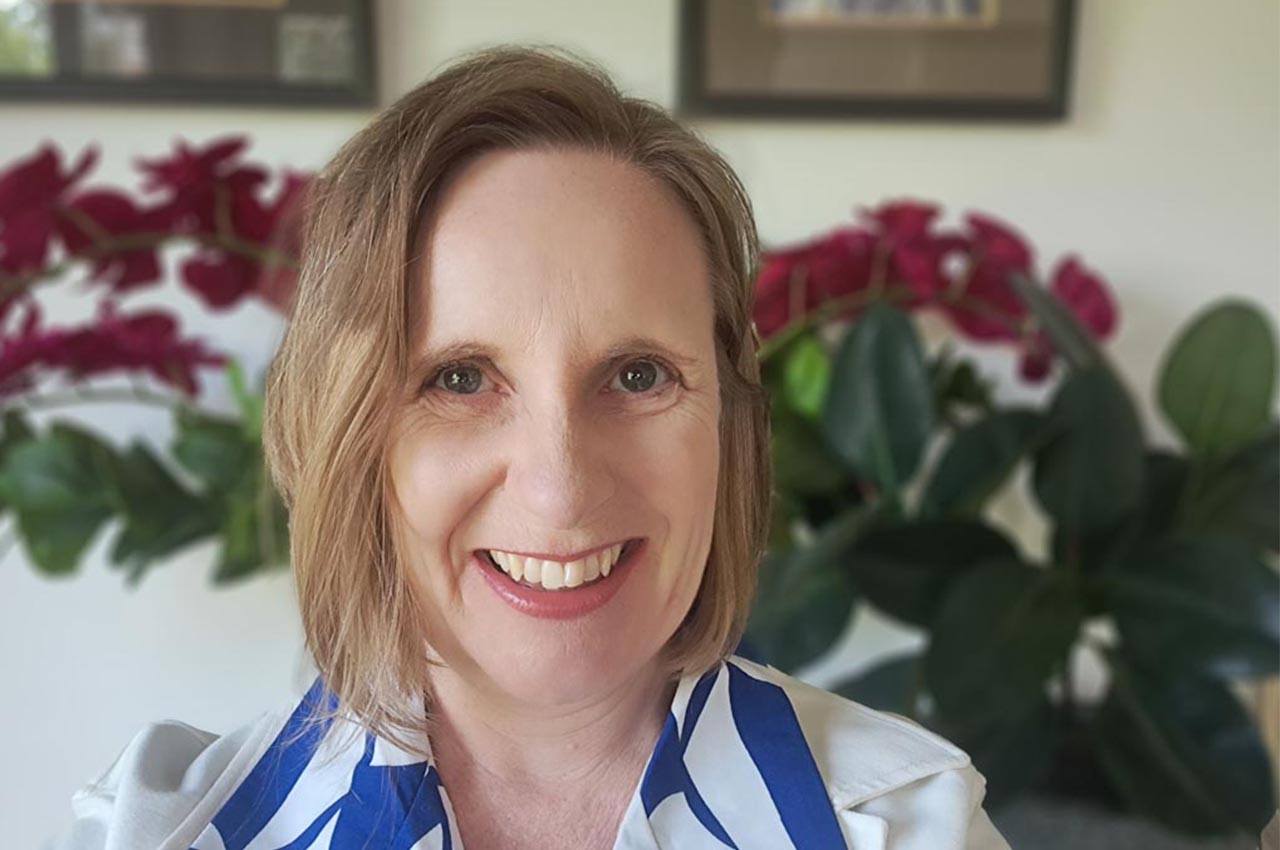 Amanda Searle