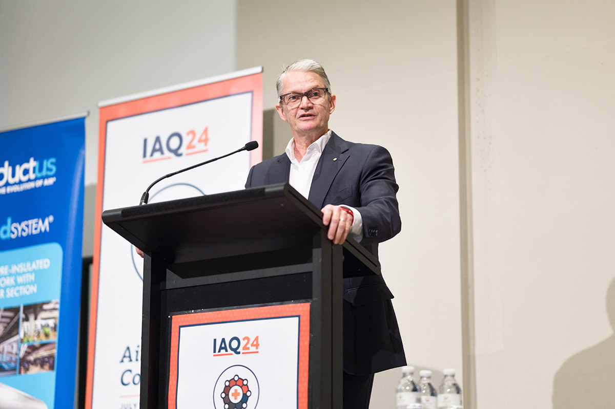 Iaq24 Brendan Crabb
