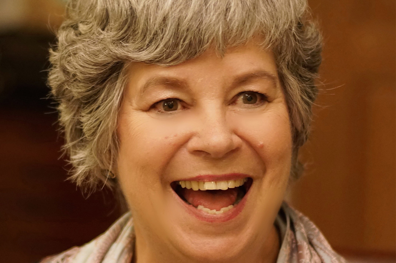 Dr Gayle Avery
